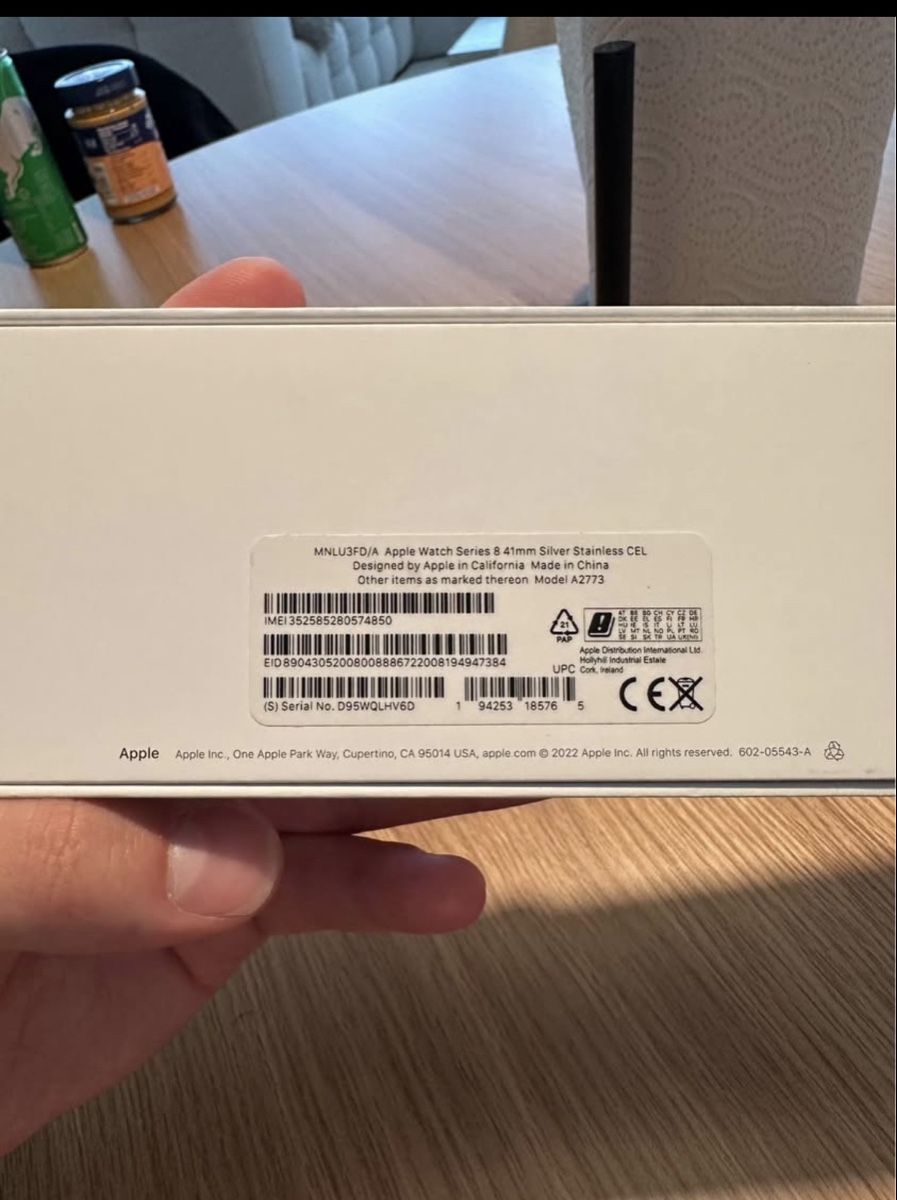 Apple Smartwatch: Apple Watch Series 8 41mm Silver Titan GPS + CEL – D'occasion à St. Gallen par F_s 5