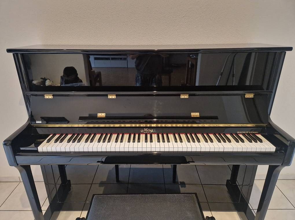 Strumenti musicali: Klavier May Berlin by Schimmel  – Usato da Luzern venduto da lambkin95 3