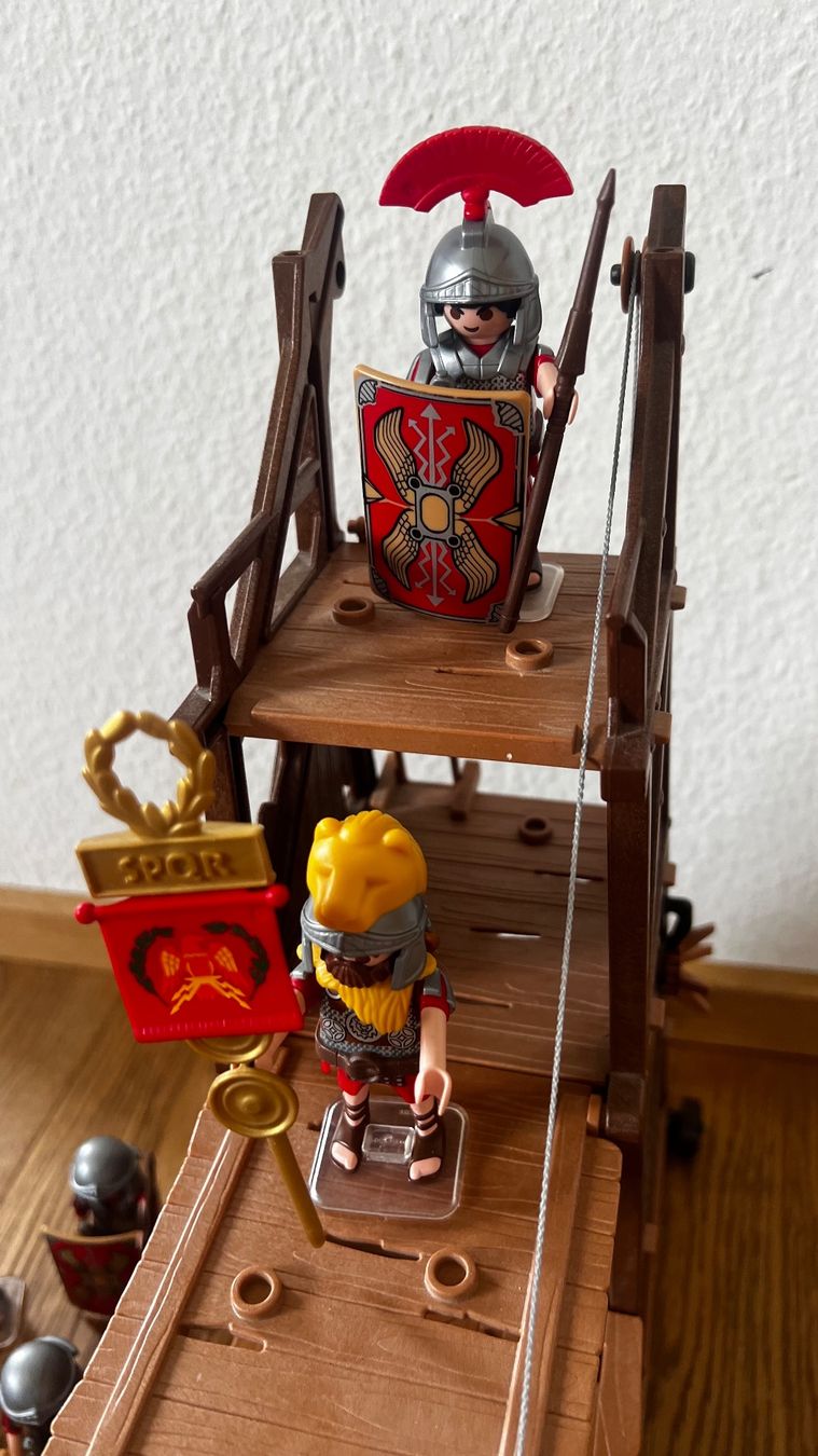 Playmobil Giocattoli: Playmobil Römer mit Angriffsturm – Usato da Zürich venduto da cbacs 2