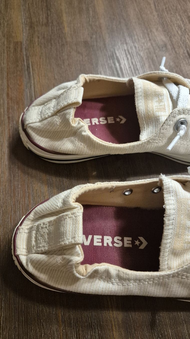 Converse Damenschuhe: Converse Damen-Sneaker Grösse 39 – Gebraucht aus Bonstetten von nahobo 2
