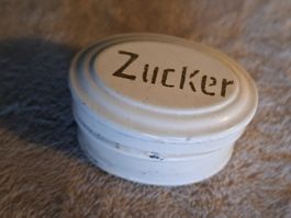 Antike,süsse Zucker-Blechdose für Puppenstuben,  Krämerläden