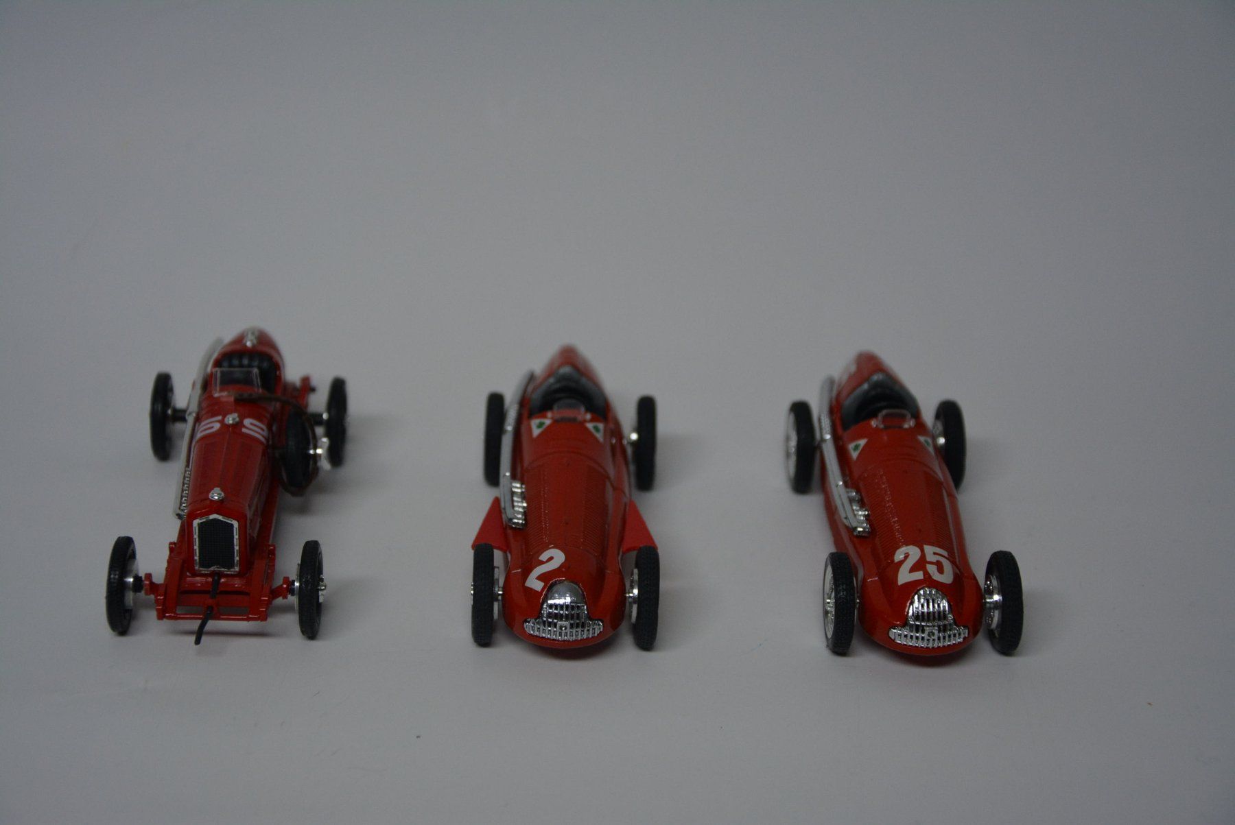 Alfa Romeo Modellini d'auto: Alfa Romeo , 3 Stück , 1:43 – Usato da Goldach venduto da Feivel9