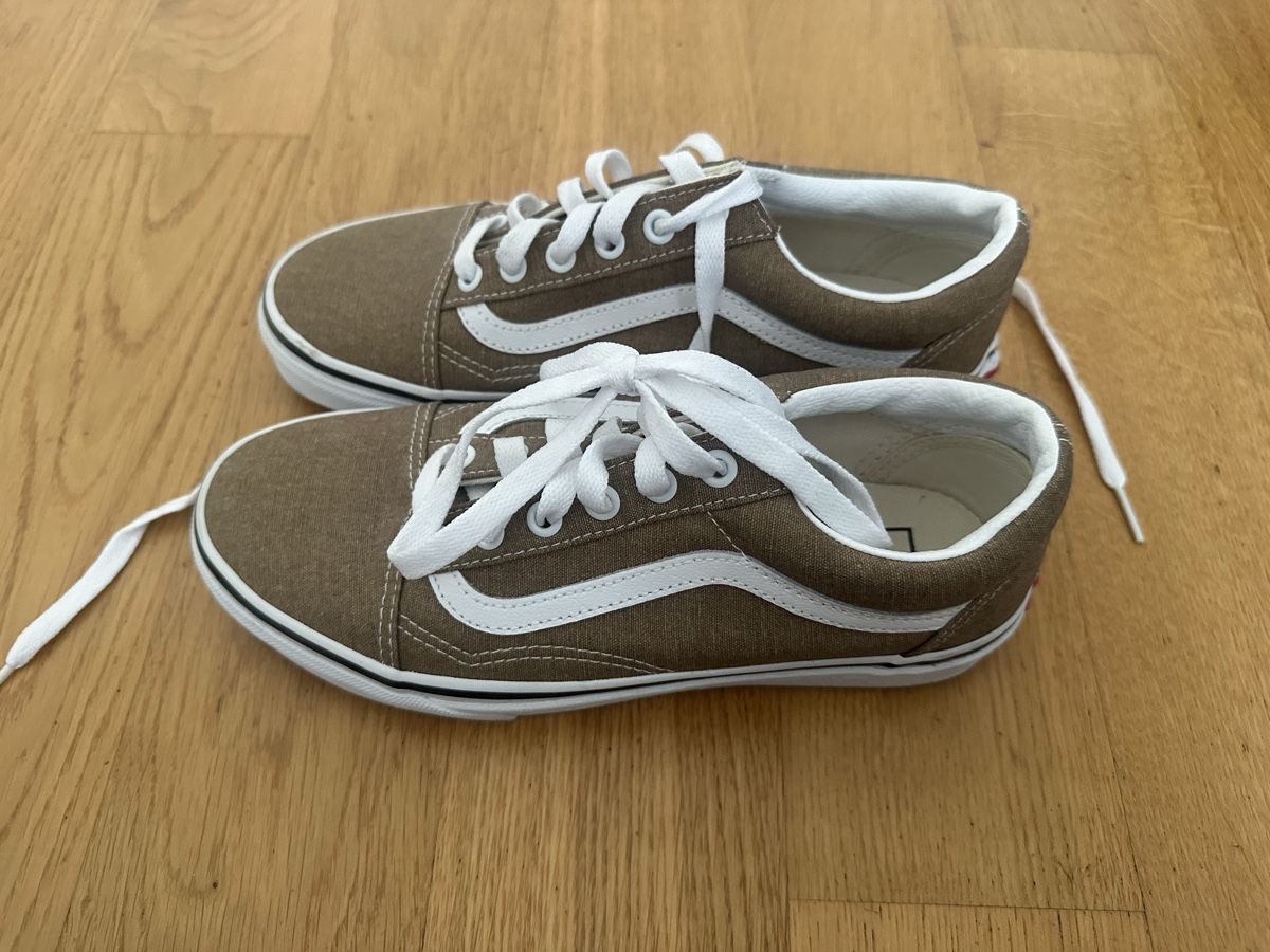 Vans Chaussures hommes: Vans Schuhe grösse 38 – Neuf (Voir description) à Reinach BL par Selinalodeh