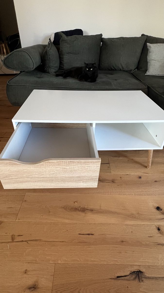 Tavoli: Couchtisch in Weiss / Schublade mit Holzoptik – Usato da Geuensee venduto da aMuffin 2