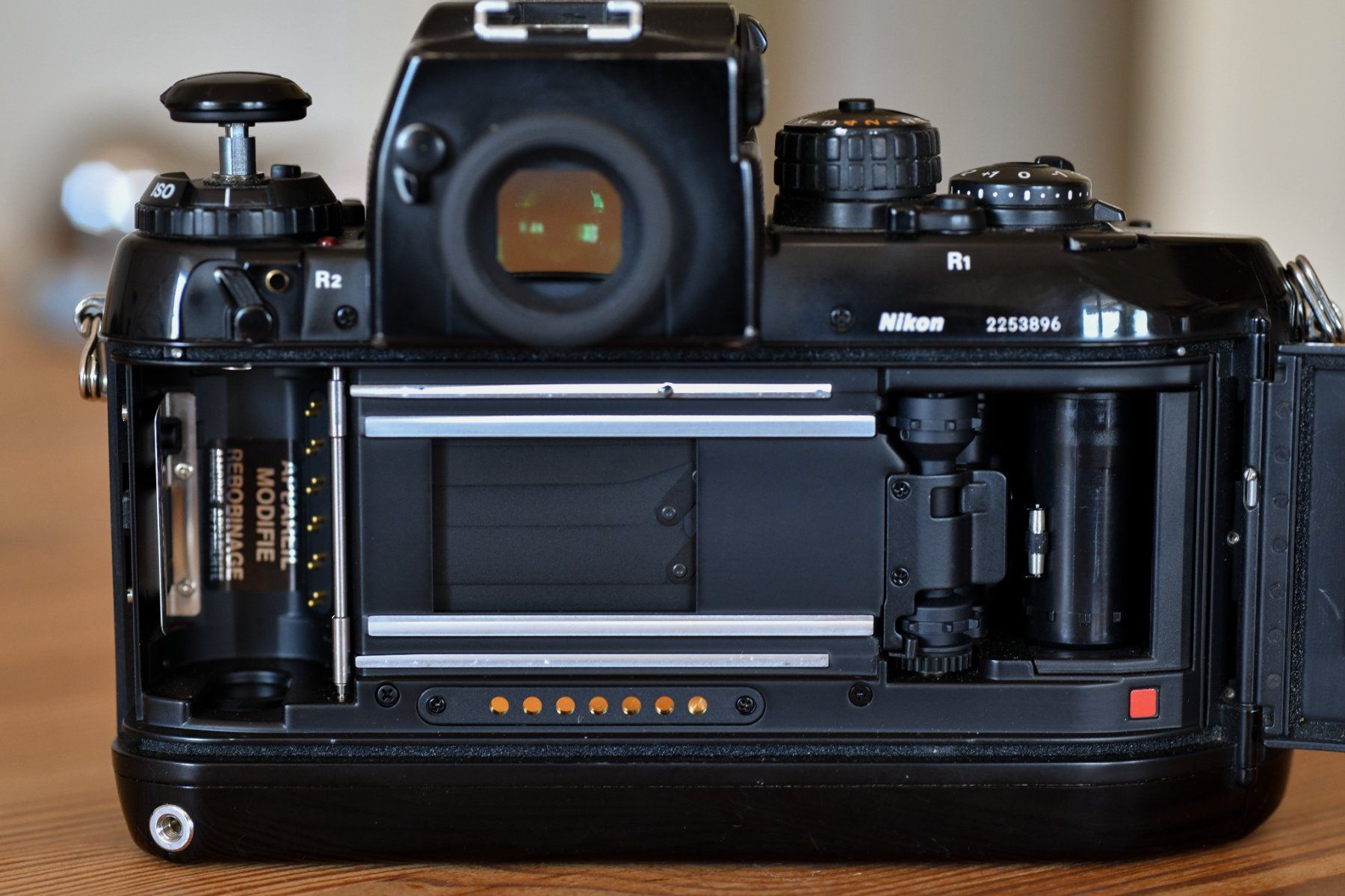 Nikon Fotocamera: Nikon F4 mit Objektive – Usato da Zürich venduto da elio.h87 4