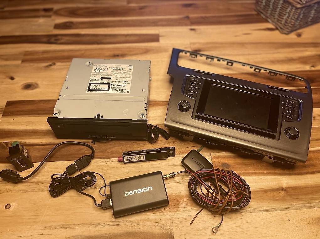 Radios: vw original Media Radio mit Dension DAB+ – Gebraucht aus Fischbach-göslikon von Trinity16 1