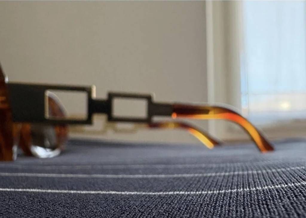 Dolce & Gabbana Brillen & Gläser: D&G vintage oversize sunglasses – Gebraucht aus Lausanne von tan_98qk 2