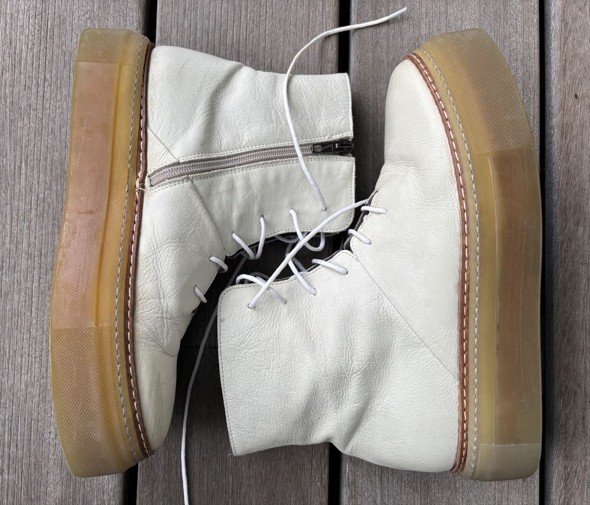 Lofina Scarpe da donna: Lofina Boots Size, Antique Off-white, Size 40 – Usato da Erlenbach ZH venduto da verbena_mint