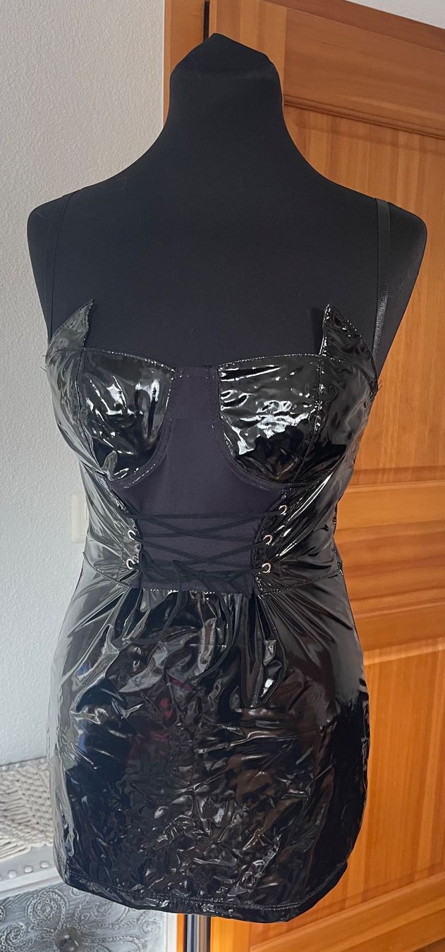 Altra biancheria intima: Erotikkleid in Lackoptik Gr. S – Nuovo (secondo la descrizione) da Muri AG venduto da Shoshana5 1