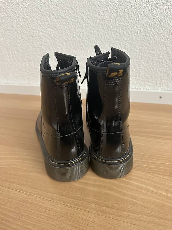 Damenschuhe: Doc Martens Lack – Neu und originalverpackt aus Oberarth von ken_qxm9 2