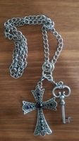 Kette mit Kreuz und Schlüssel, separat tragbar