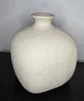 Weisse Dekovase, Strukturvase, Vintage Vase, weiss