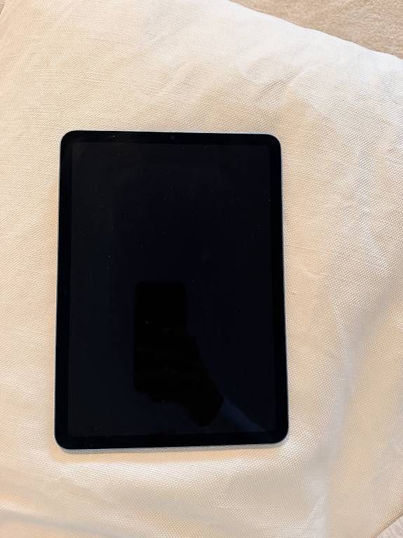 Tablet PC: iPad Air 5. Generation 256 GB – Usato da Adligenswil venduto da TST04 2