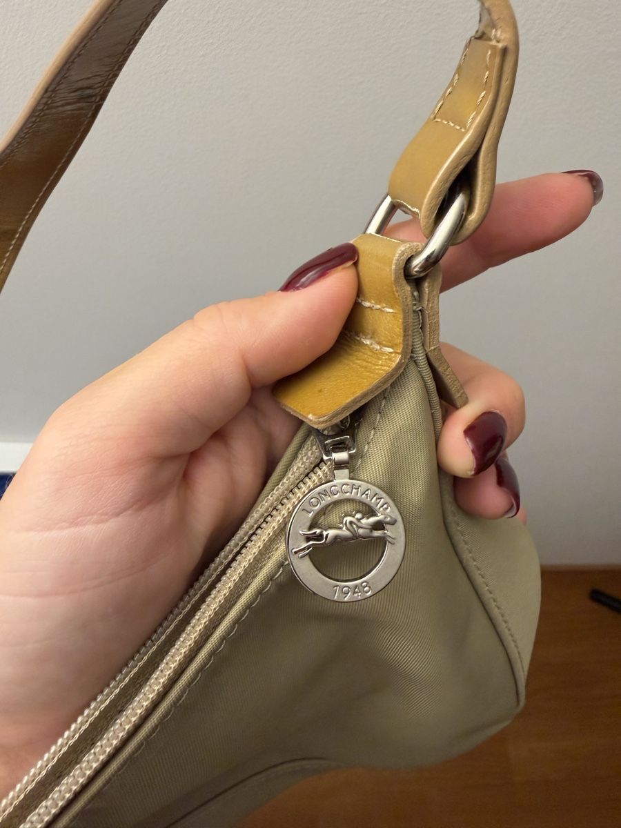 Longchamp Sacs femmes: Longchamp shoulder bag – D'occasion à Hausen AG par nik_9sg2 1