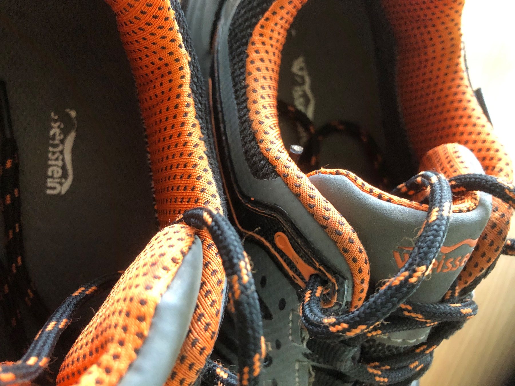 Scarpe da uomo: Weissenstein Wanderschuhe, Grösse 37 – Usato da Kaltbrunn venduto da lagone1 2