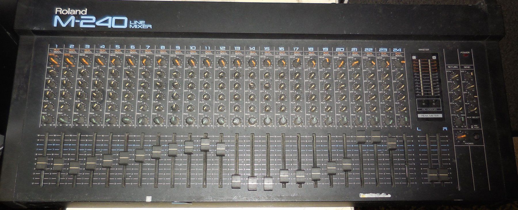 Roland Console di mixaggio: Roland M-240 Line-Mixer – Usato da Männedorf venduto da livesteam