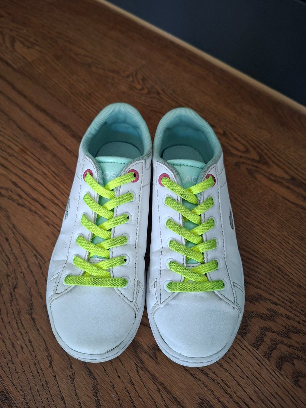 Lacoste Schuhe für Jungen: Sneakers Lacoste Gr. 30.5 – Gebraucht aus Hirzel von larissagschwend