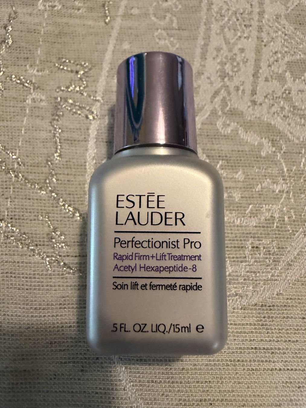 Estée Lauder Gesichtspflege: Estée Lauder - Resilience Multi-Effekt Night 50 ml plus weit – Neu (gemäss Beschreibung) aus Innerthal von LadySwiss 1