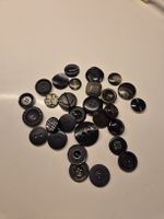 Knöpfe Set schwarz verschiedene Grössen 