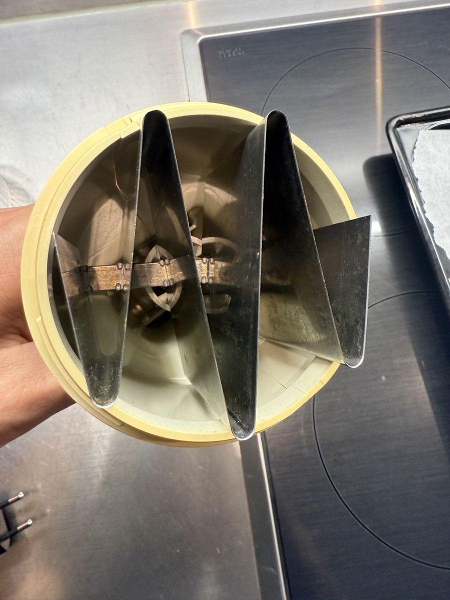 Zyliss Elettrodomestici da cucina: Zyliss Zwiebelhacker – Usato da Luzern venduto da Andrinos 2