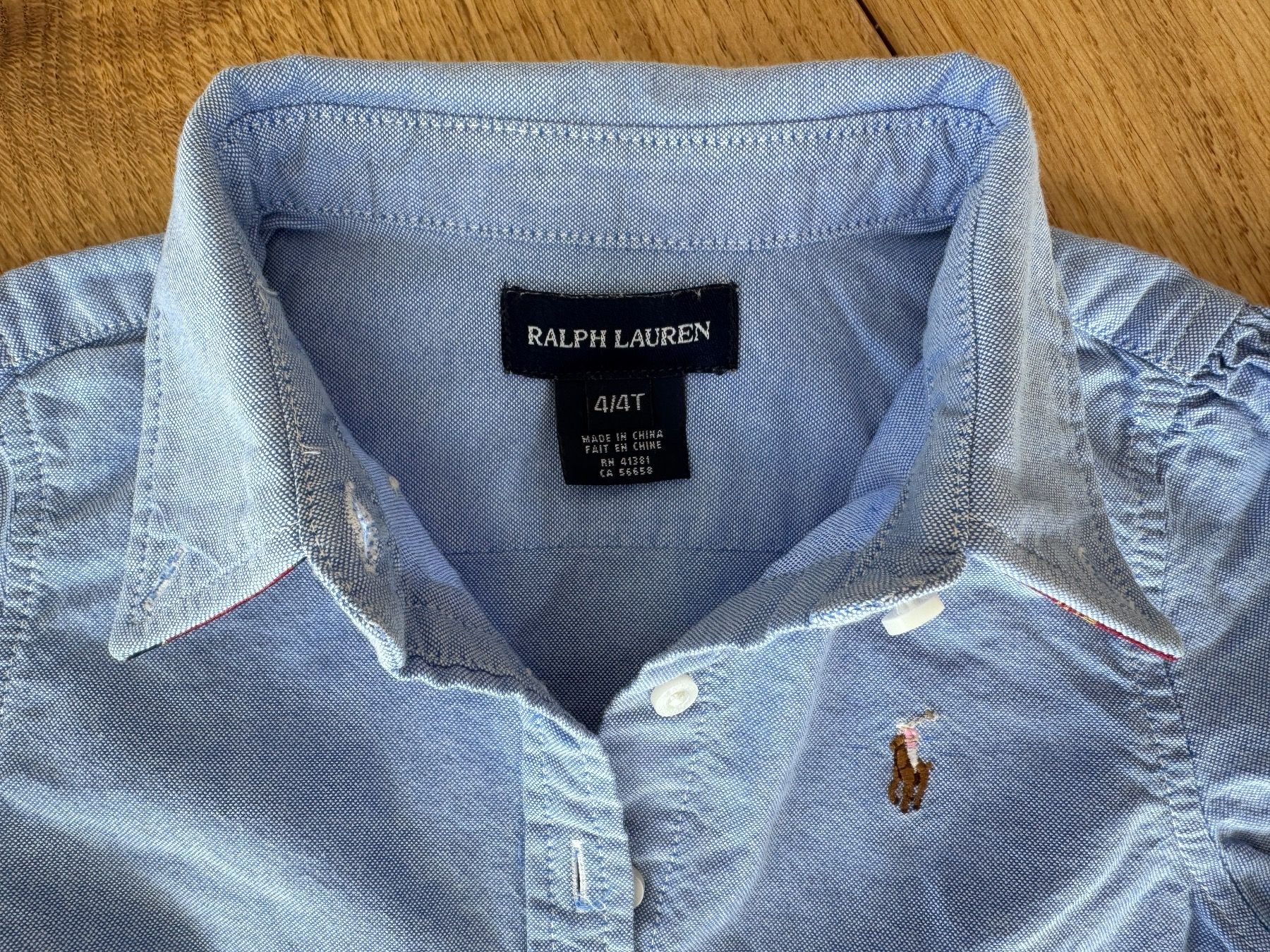 Ralph Lauren Camicette, T-shirt & Top: Ralph Lauren Bluse hellblau, Grösse 4T – Nuovo (secondo la descrizione) da Pontresina venduto da cumprerevender