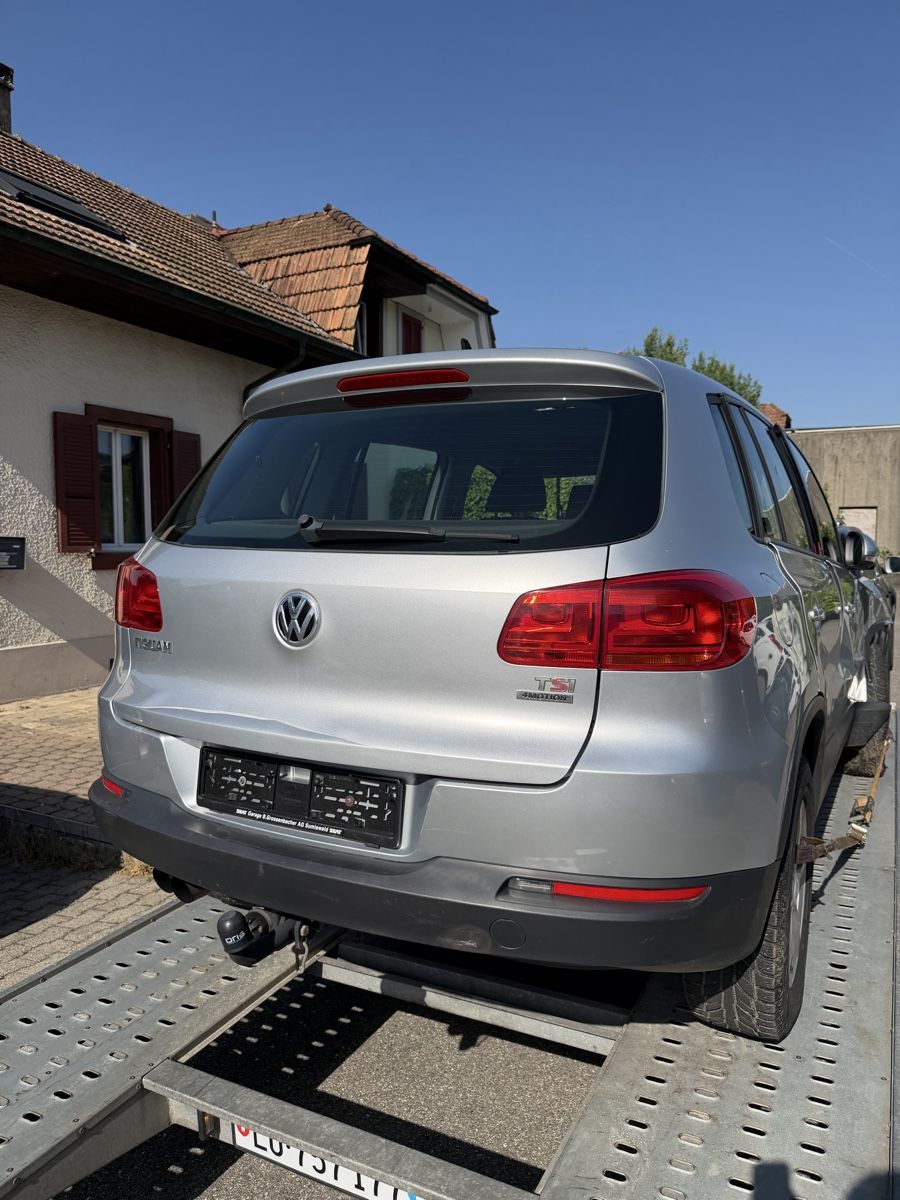 VW Tutti pezzi di ricambio auto: Vw Tiguan Teile Schlachten  – Usato da Geiss venduto da luk_cnw8 1
