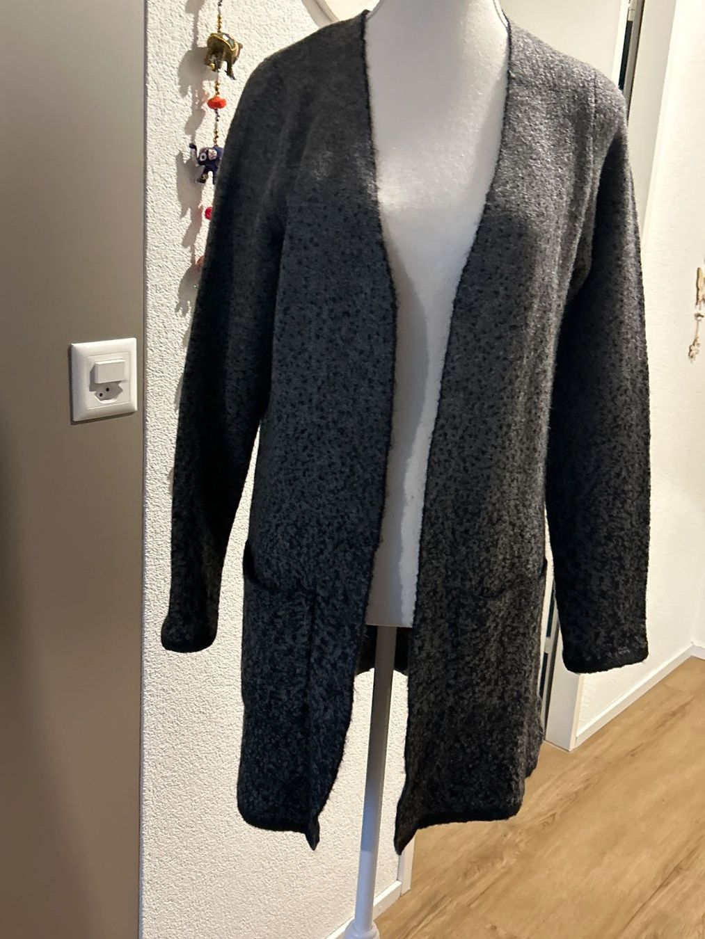 Giacche: Lange Strickjacke grau meliert von Multiblu Gr. L – Nuovo (secondo la descrizione) da Brunnen venduto da Nala2929 2