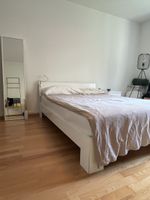 Weisses Bettgestell 140 × 200 cm inkl. Lattenrost & Matratze