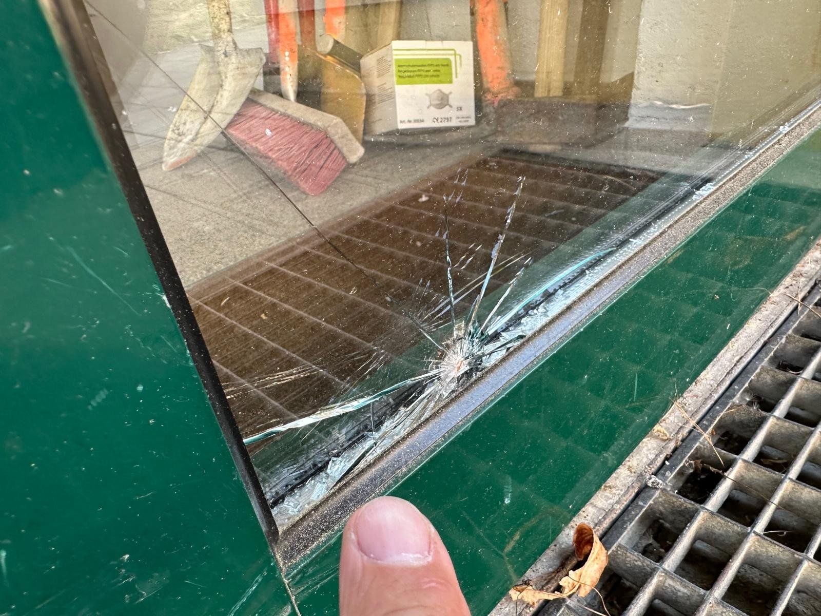 Porte: Haustüre Aluminium – Usato da Spreitenbach venduto da Space_X 3