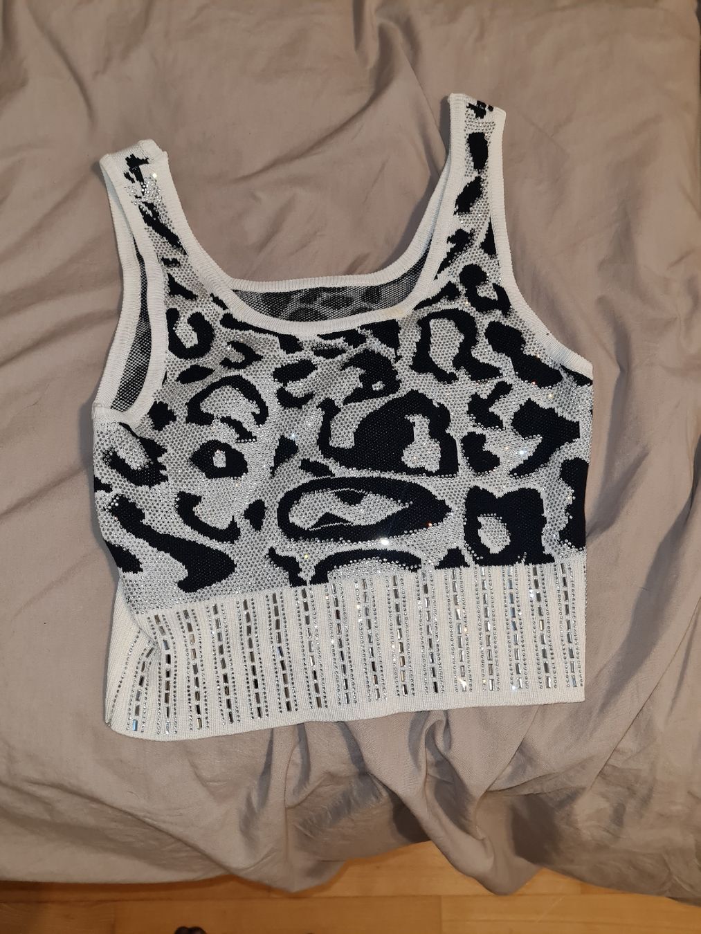 Top: Glittzer top grösse M – Usato da Fällanden venduto da VelvetRaven94