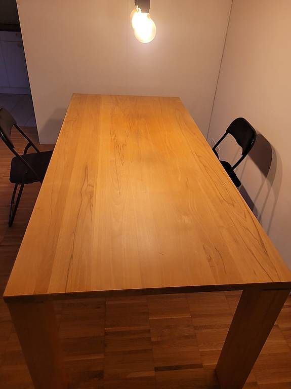 Tische: Massiver Holztisch 200×90 – Gebraucht aus St. Gallen von helpful4you 3
