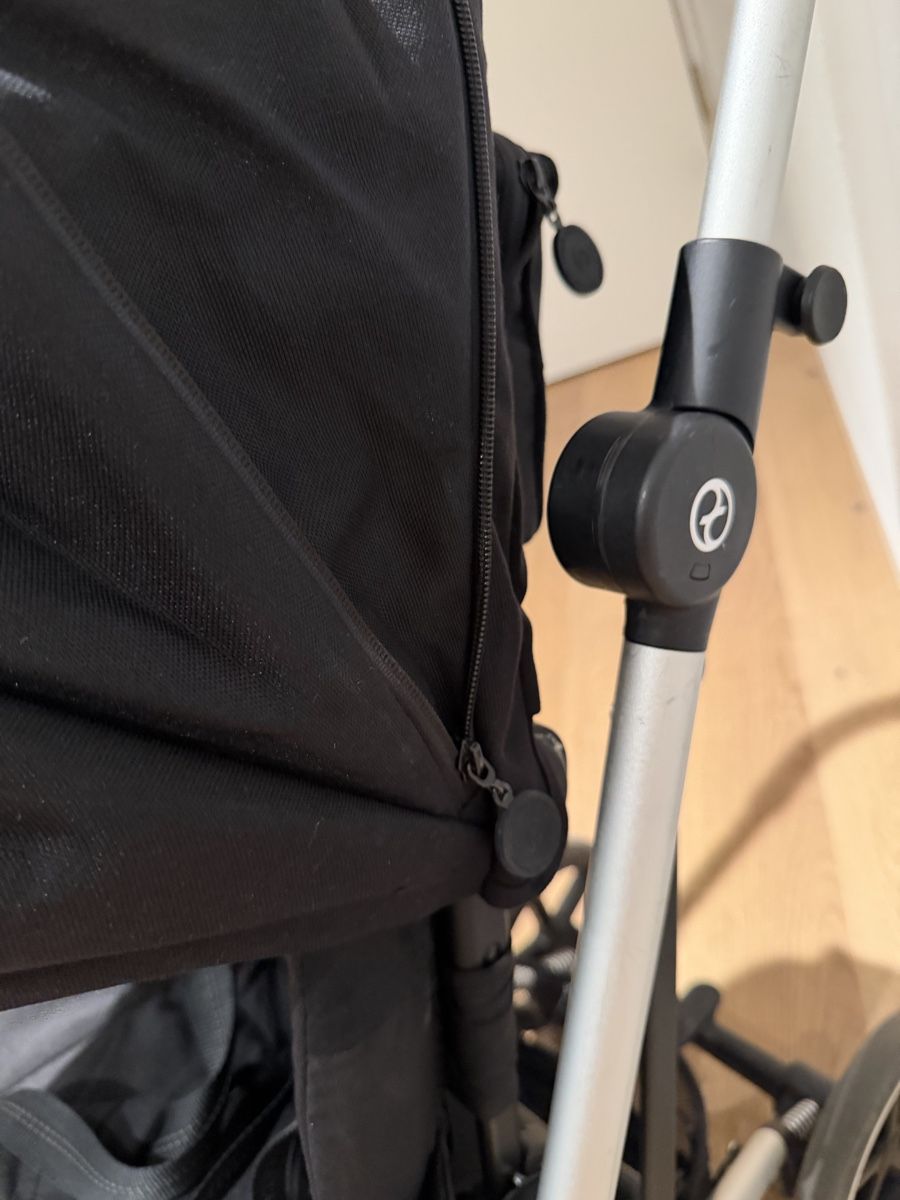 Cybex Carrozzine: Cybex Eezy S Twist Buggy schwarz – Difettoso da Küsnacht ZH venduto da ToddyGinger 3