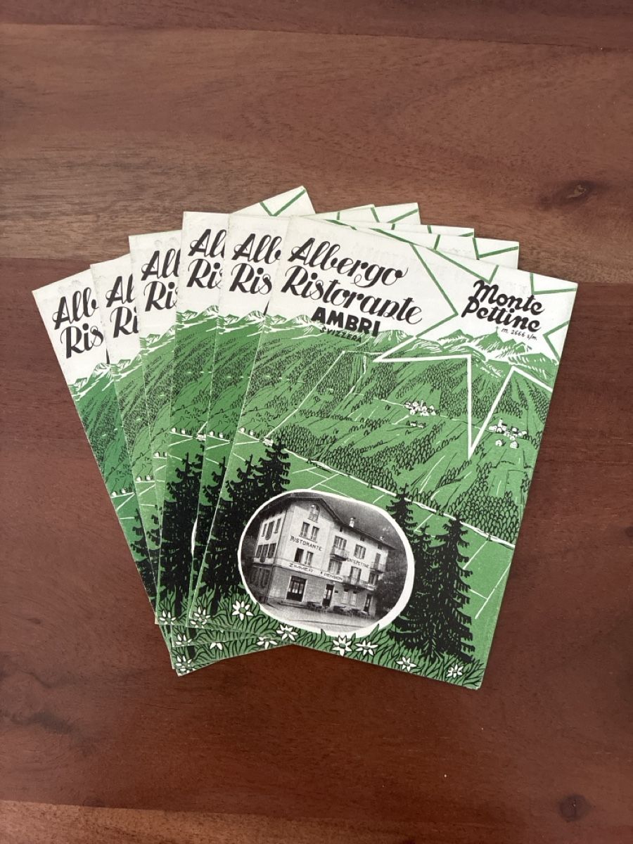 Cartoline postali: 10 Ansichtskarten Schweiz von Ambri & 6 Prospekte TI – Usato da Oftringen venduto da Cla.vD.74 4