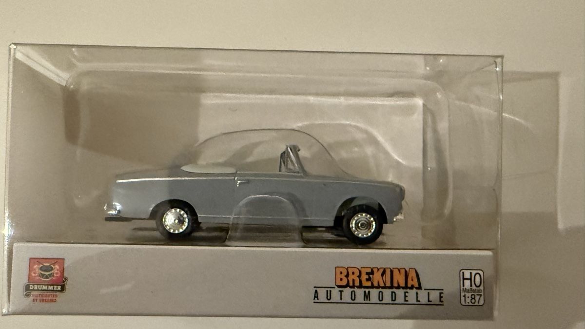 Brekina Modellini d'auto: Columbo Figuren & Auto 1:87 – Nuovo e nell'imballaggio originale da Basel venduto da Zomeg 2