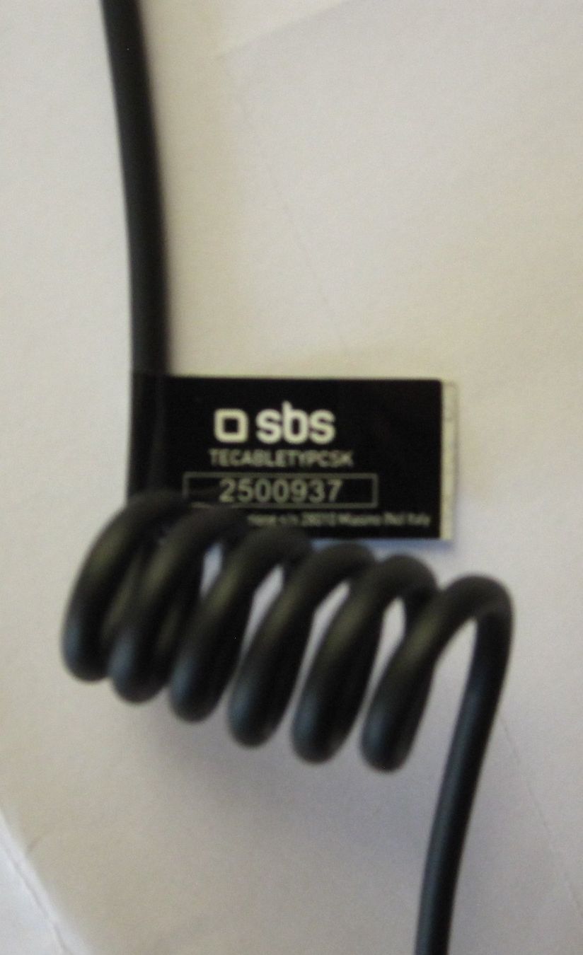 Cavi: Câble SBS USB-A à USB-C 2.0, 17cm, noir. NEUF – Nuovo (secondo la descrizione) da Nyon venduto da WHTF 1