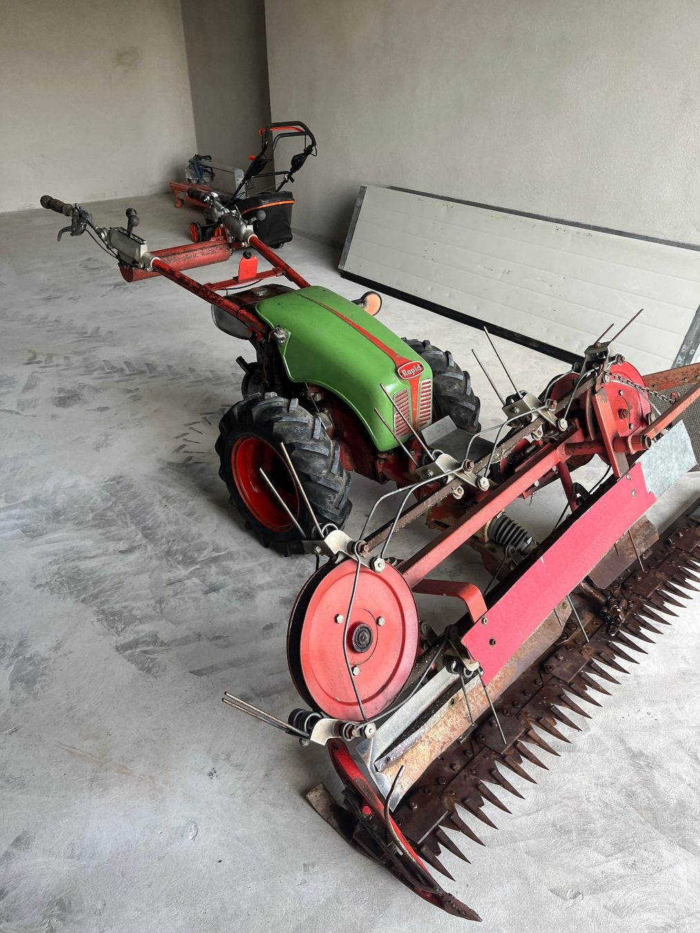 Rapid Alle Maschinen: Une motofaucheuse Rapid – Gebraucht aus Russy von Guenefle 3