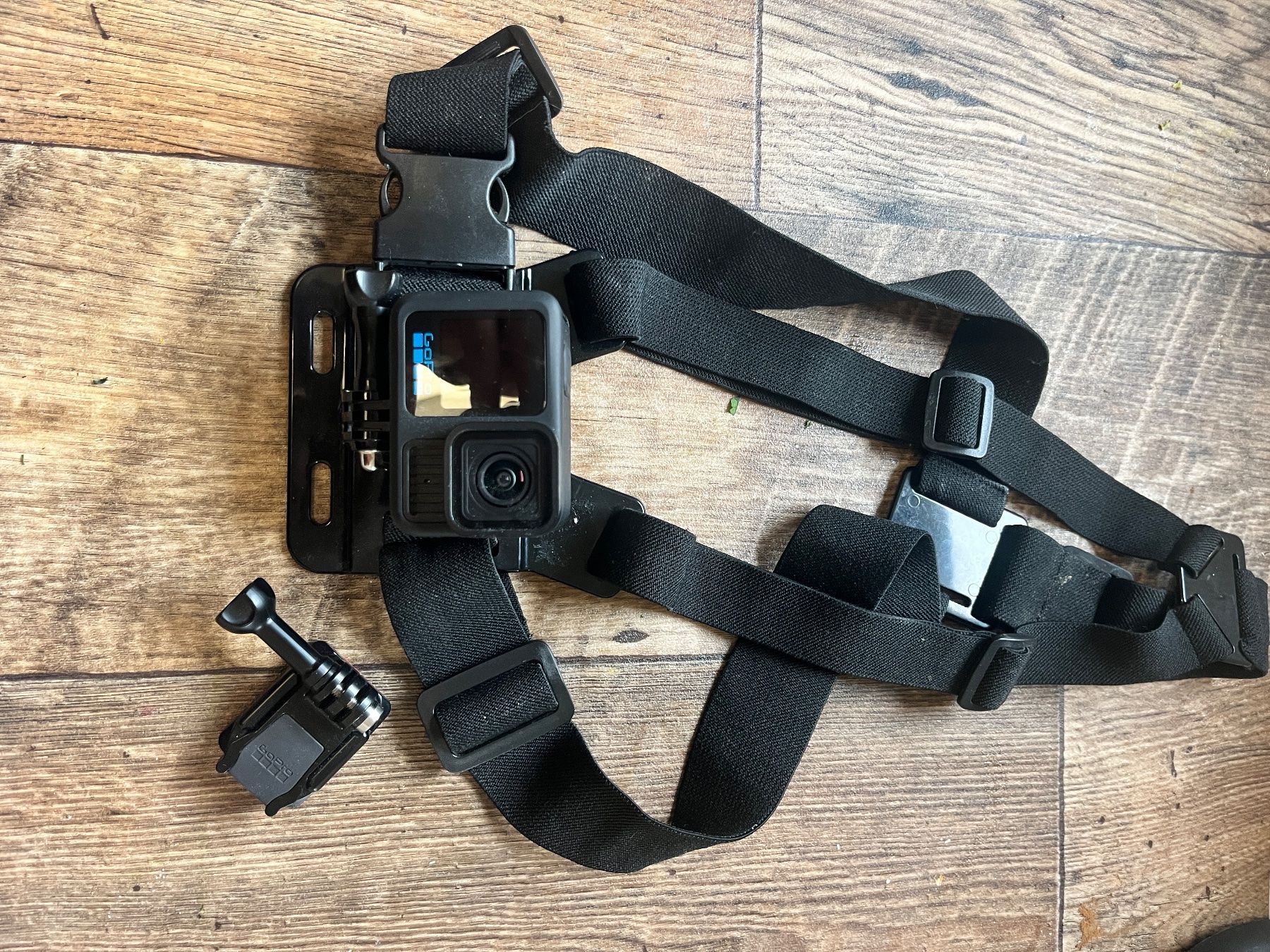 Gopro Action Cam: GO PRO 13 BLACK + SC MINI CARD 128 – Gebraucht aus Adliswil von Skyline1 1