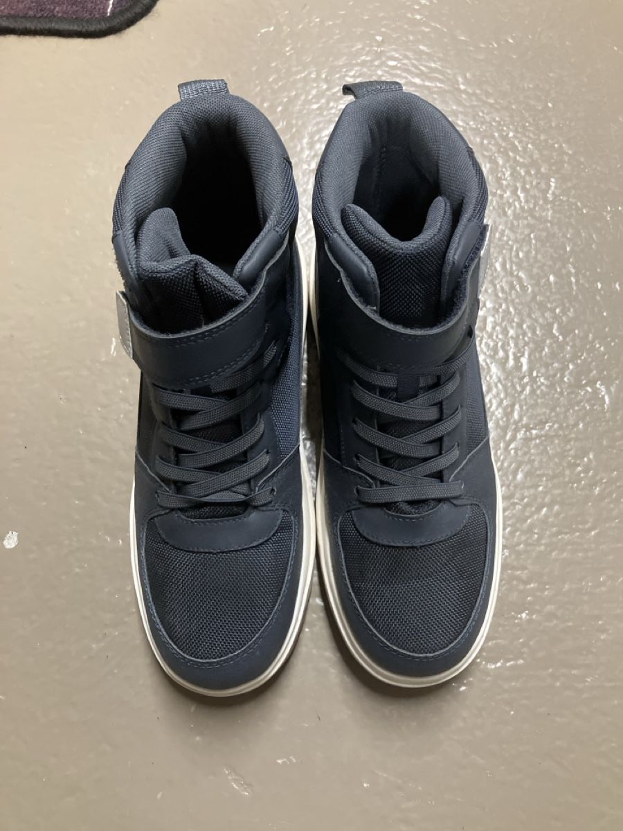 Schuhe für Jungen: Winterboots – Neu (gemäss Beschreibung) aus Frauenfeld von Cat-