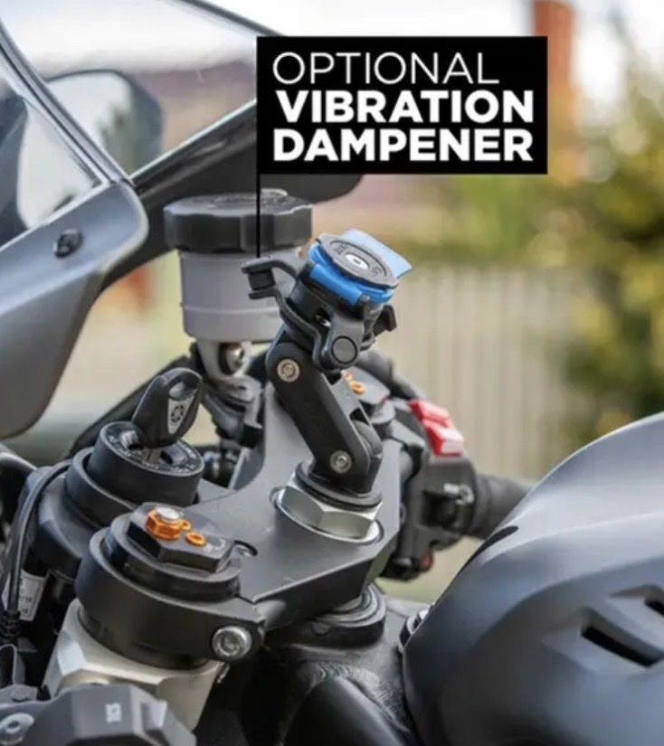 Quad Lock Staffe:  Quad Lock Motorradhalterung mit Vibrationsdämpfer  – Usato da Grosshöchstetten venduto da Tobias.David