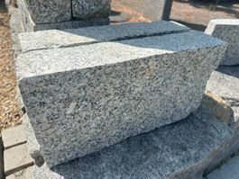 100 Stk. Mauerstein Granit gesägt / HxBxT 20cmx40cmxca. 10cm