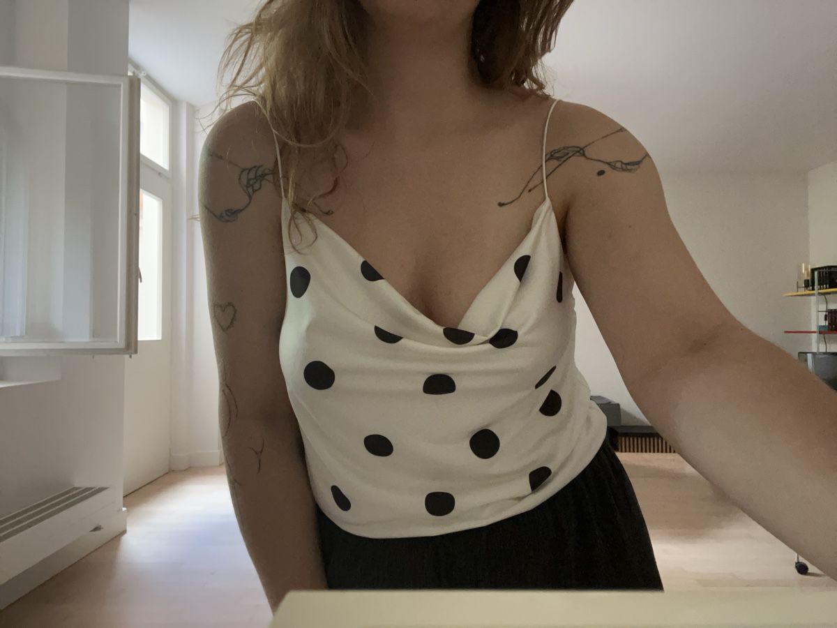 Tops: Top mit Polka Dots Grösse S neuwertig – Gebraucht aus Luzern von seaside_anchor 3