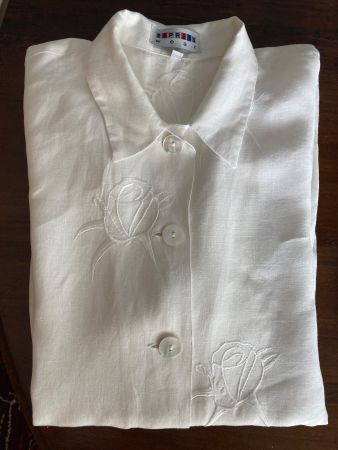 Weisse Leinenbluse mit Stickere von Express Wear  Gr. L