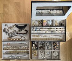 Modeschmuck Konvolut, Ketten, Ringe, Armbänder & Perlen