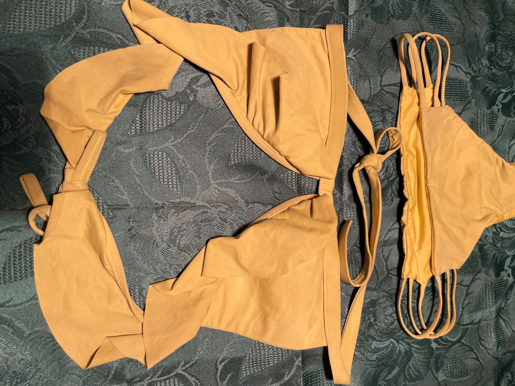 Calzedonia Badekleider & Bikinis: Bikini giallo senape di Calzedonia-S/M-chic e elegante – Neu (gemäss Beschreibung) aus Locarno von Fixed8 3