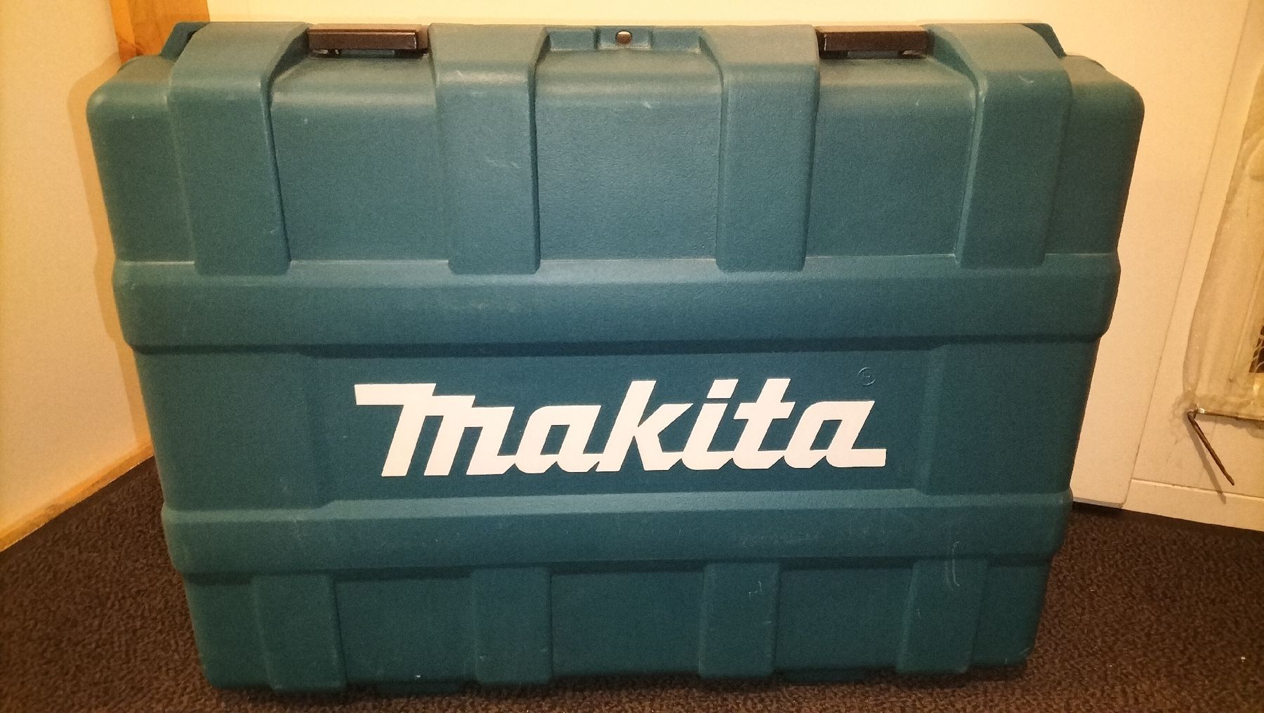 Makita Trapani: Makita Spitzhammer – Nuovo (secondo la descrizione) da Pusserein venduto da Guschtj 2