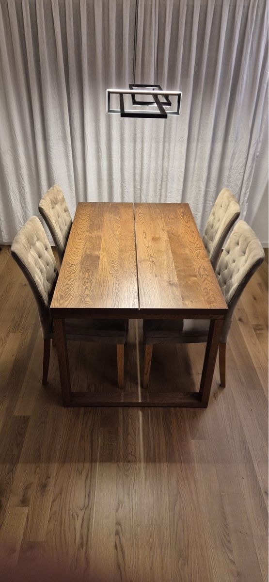 Set di tavolo e panche: Esstisch+4 Esszimmerstühle – Usato da Embrach venduto da lau_bc5d 1
