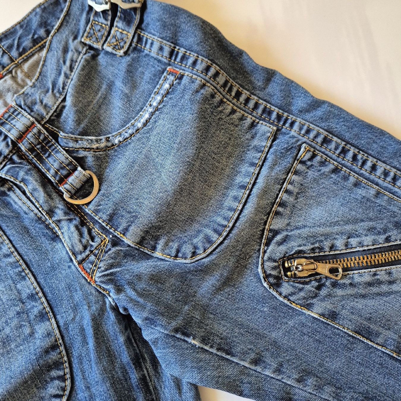 Jeans: Jean y2k vintage  – Usato da Versoix venduto da Lenas9 2