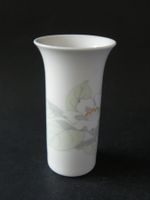 Kleine Vase mit dezentem floralem Dekor von Rosenthal