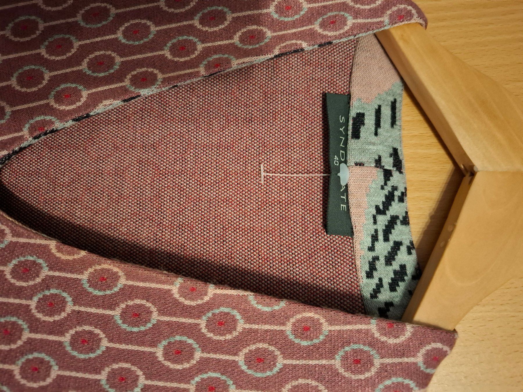 Robes: Trendiges Strickkleid Syndicate, Grösse 40 – Neuf (Voir description) à Solothurn par sweyla21 4