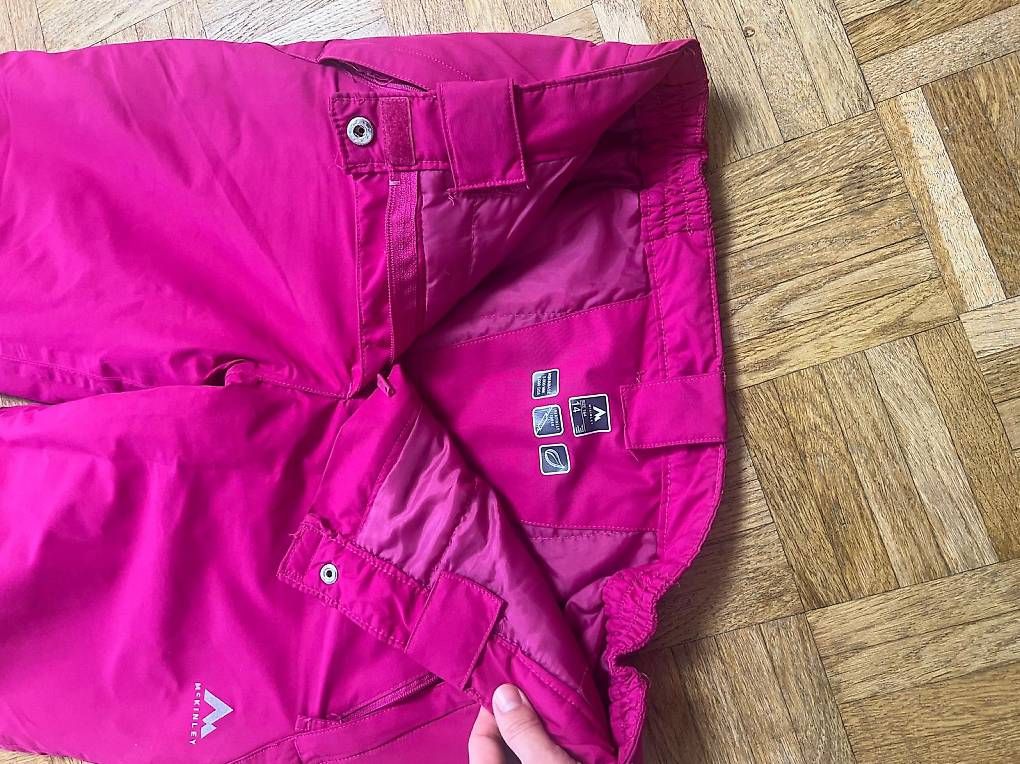 Pantalons: Schneehose Kinder 14 Jahre – D'occasion à Dübendorf par Gokula 2